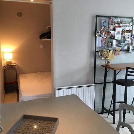 Chez-Sixtine Apartment Albon Ngoại thất bức ảnh