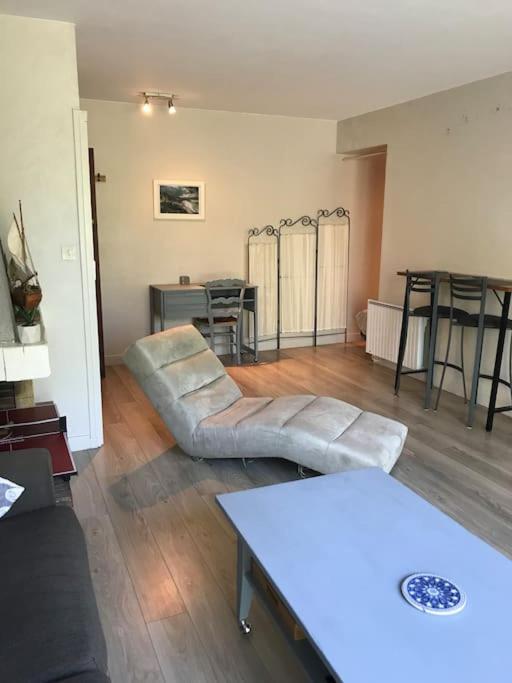 Chez-Sixtine Apartment Albon Ngoại thất bức ảnh